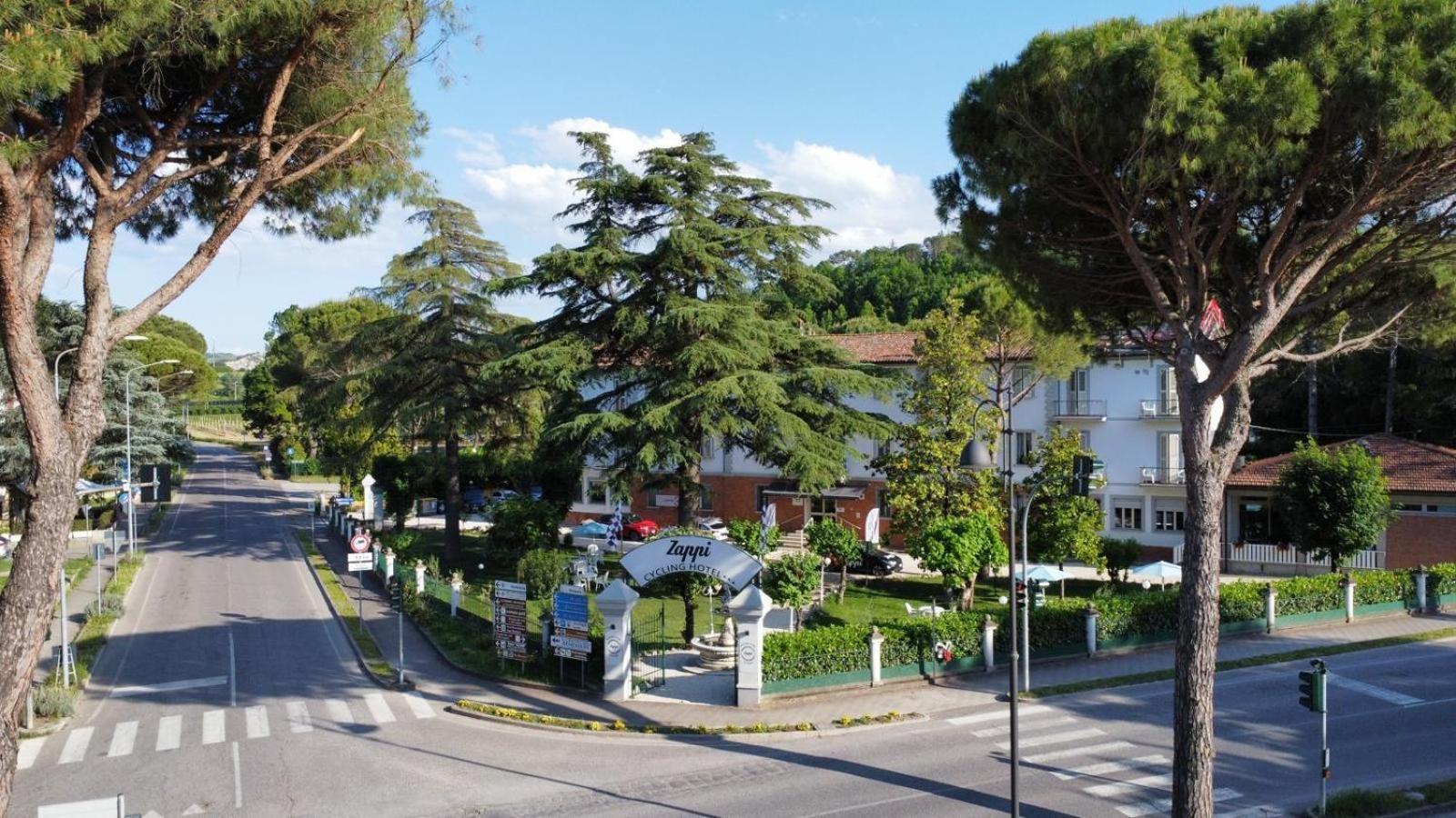 Zappi Cycling Hotel Riolo Terme Kültér fotó